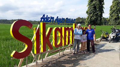 Spot Selfi Didesa Sikambang "Adem Ayem Tentrem Sikambang" Menarik Perhatian Warga