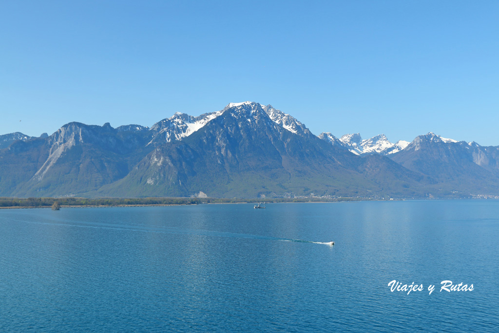 Vistas del lago Leman desde el castillo de Chillon