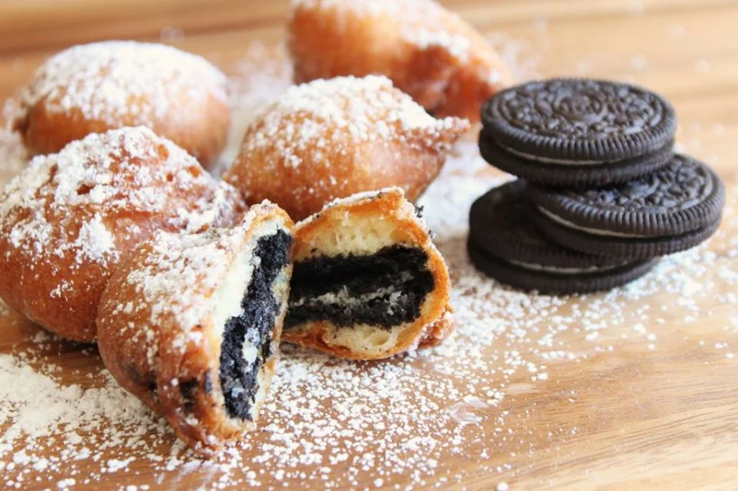 Картинки по запросу deep fried oreo cookie