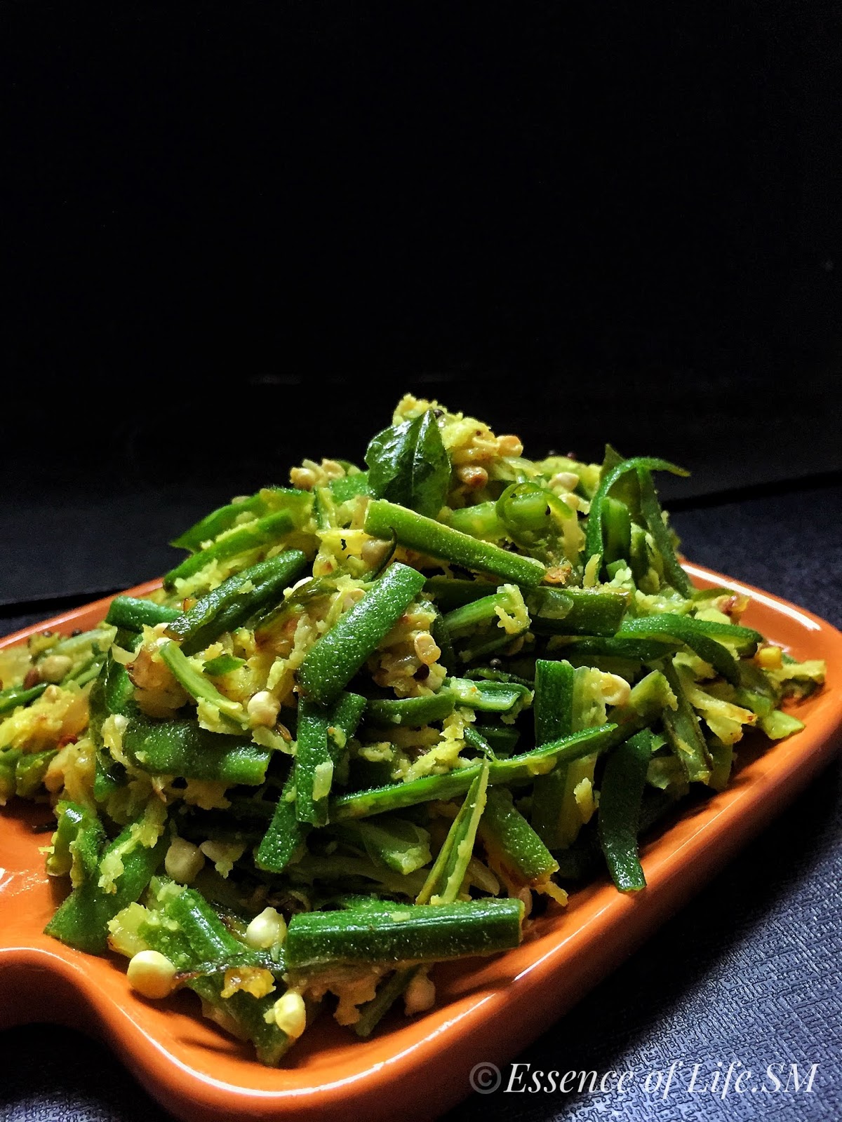 VENDAKKA THORAN OKRA STIRFRY