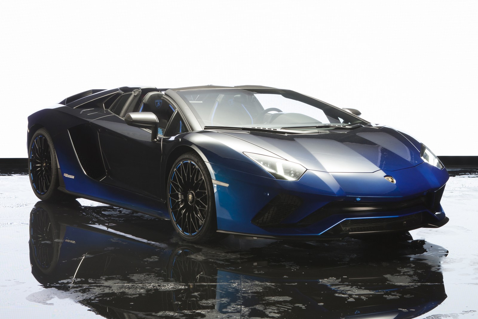 Makes Five Special Edition Aventador S Roadsters For Japan