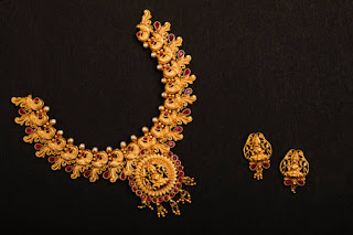 gold necklace image