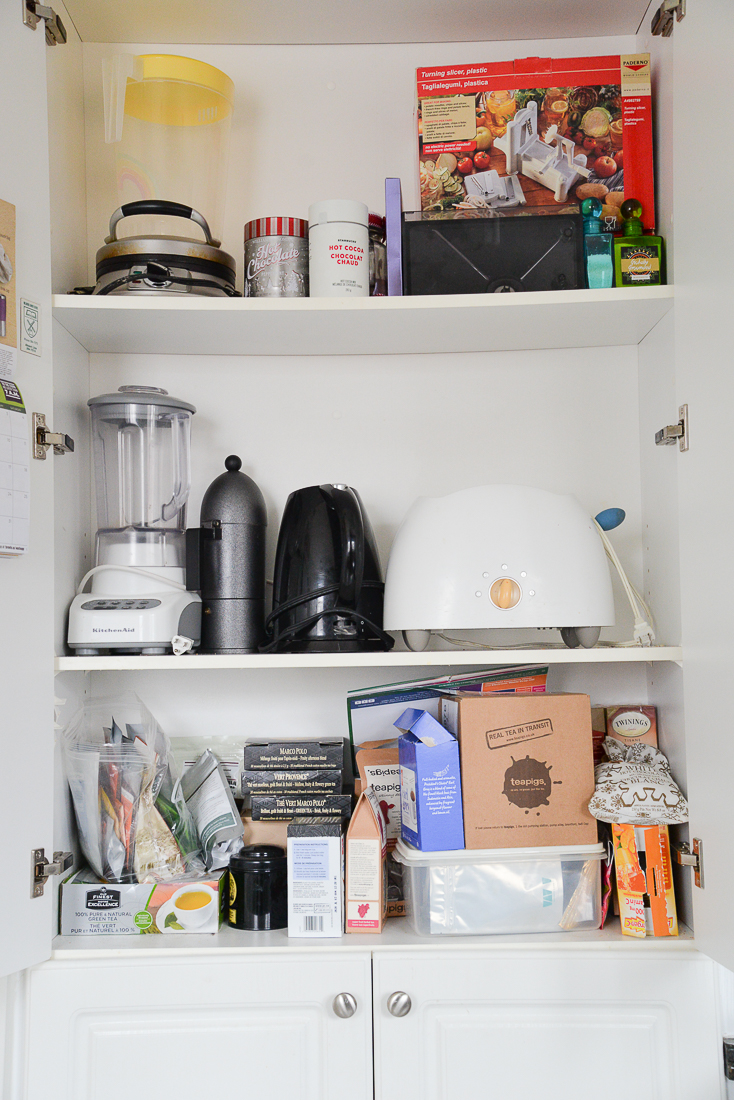 Instantly Update The Look Of Your Kitchen With DIY Shelf Liners