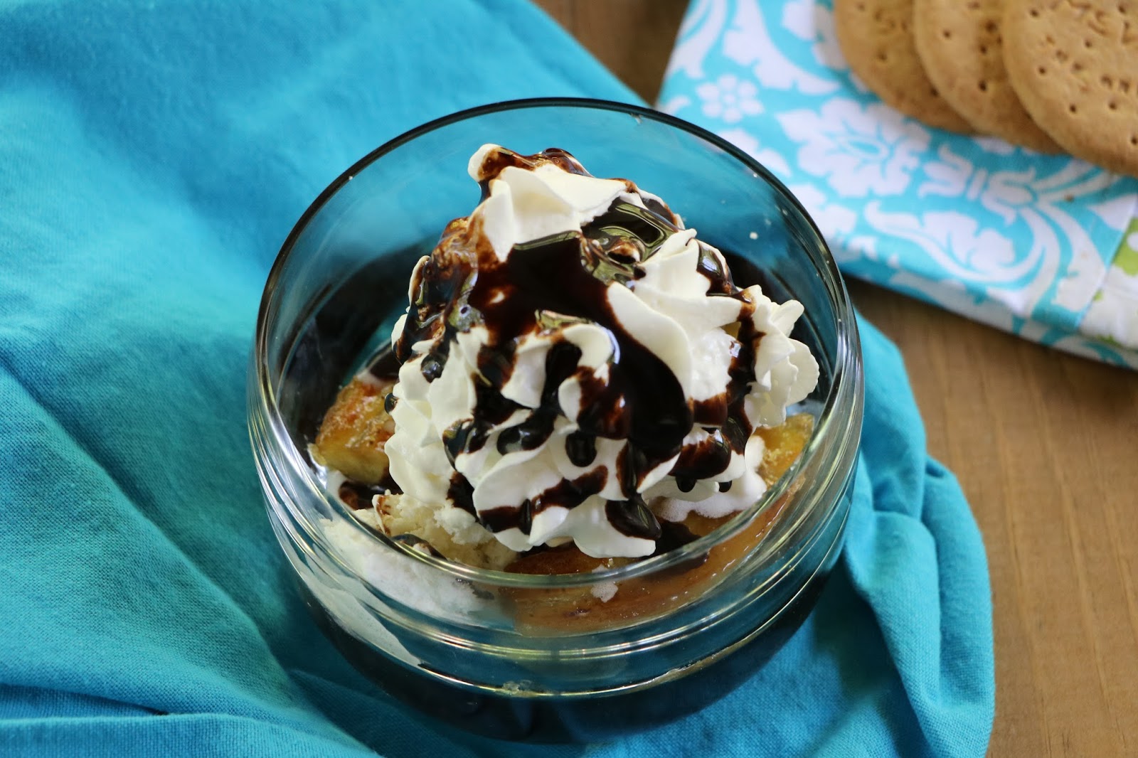 Yates Yummies Say Hello To The Queen yates yummies say hello to the queen