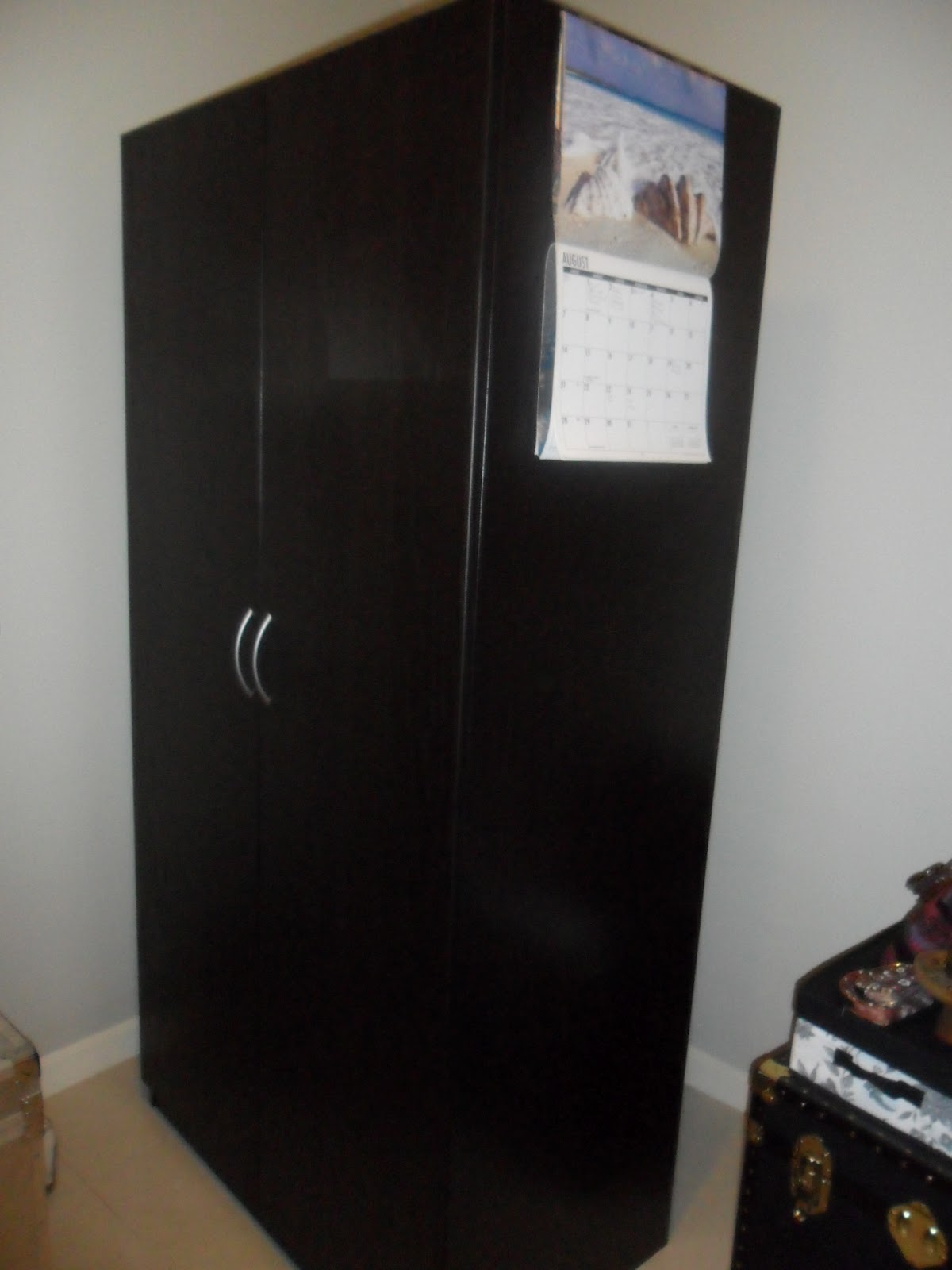 Expat Abroad Ikea Furniture, Woodchip Furniture and Mould in Tropical