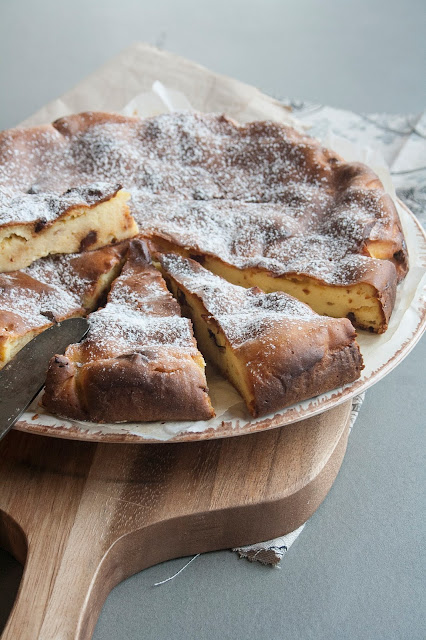 Torta alla ricotta e uvetta