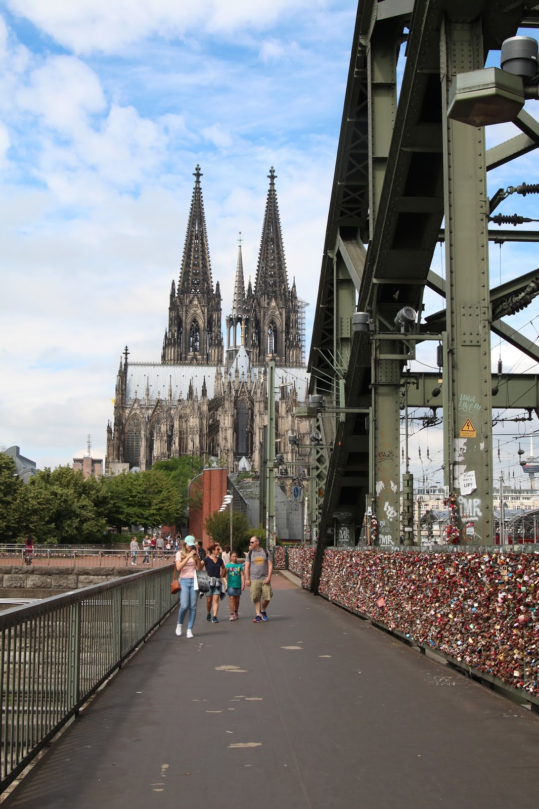 Powerflo Release New Video The Grind