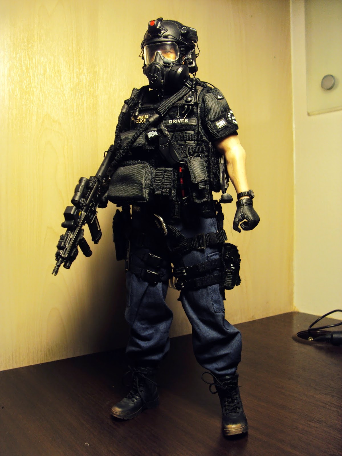 半支煙 pt 二: DiD - LAPD SWAT : Assaulter.