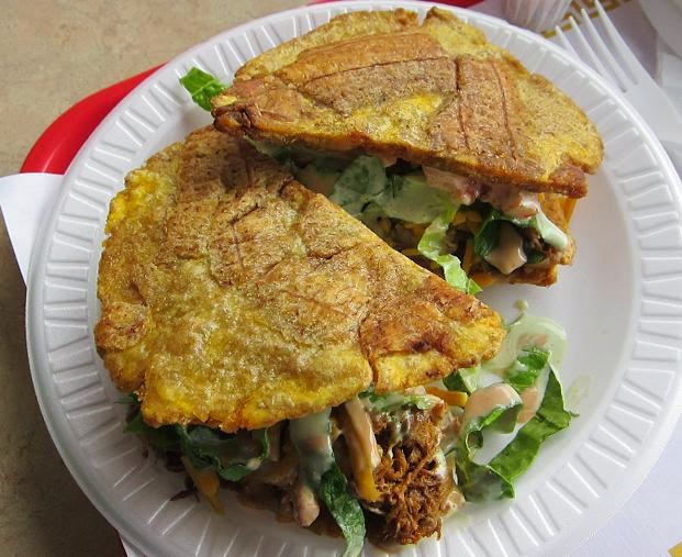 Henry's Patacon Patacones Arepas Tumbarranchos Yoyos y Pabellon para