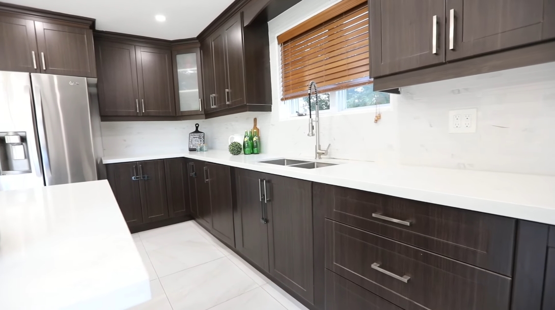 Tour 37 Fulham St, Toronto, ON vs. 10 Interior Design Photos