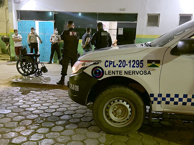 Homem é preso após quebrar porta no Hospital João Paulo II