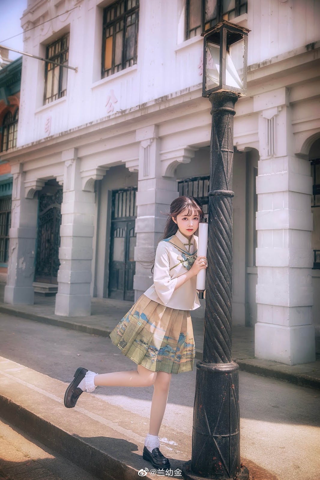 Chinese Cute Model - Cute Passenger - TruePic.net