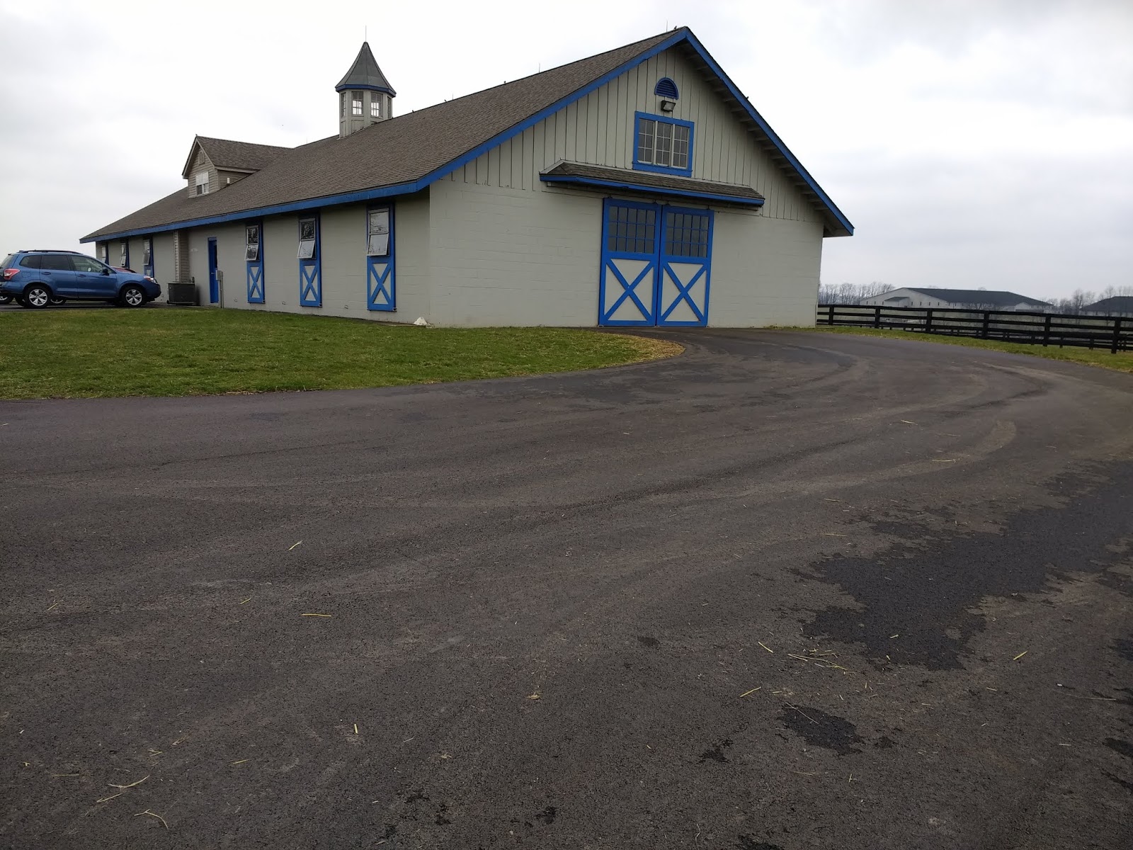 Kentucky Travels Sun Valley Horse Farm in Versailles Kentucky