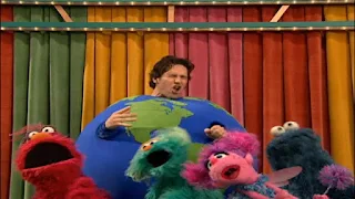 Abby Cadabby, Elmo, Cookie Monster, Rosita and Mr Earth sing Earth Rocks. Sesame Street Being Green