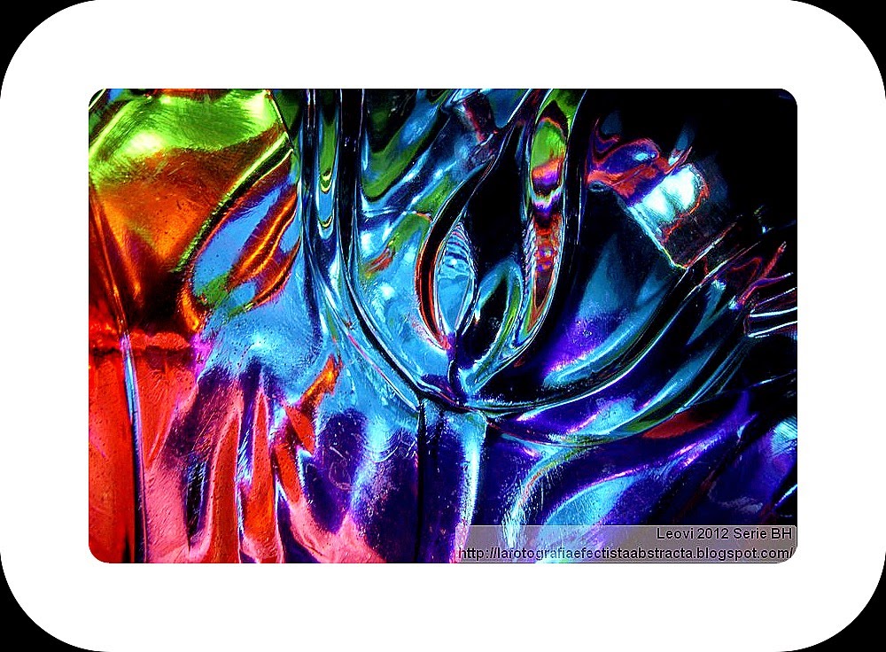 Foto Abstracta 2981 Visita mi jardín esta noche - Visit my garden tonight Foto Abstracta 2981 Visita mi jardín esta noche - Visit my garden tonight