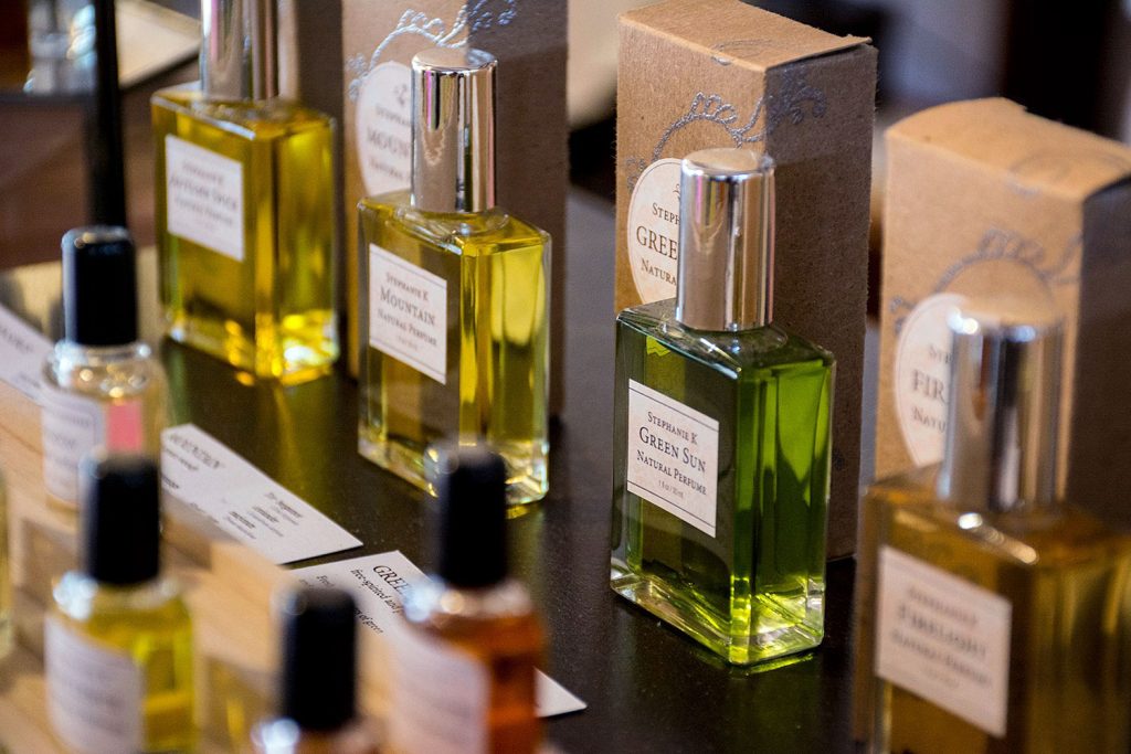 How to Improve At Perfumes In 60 Minutes