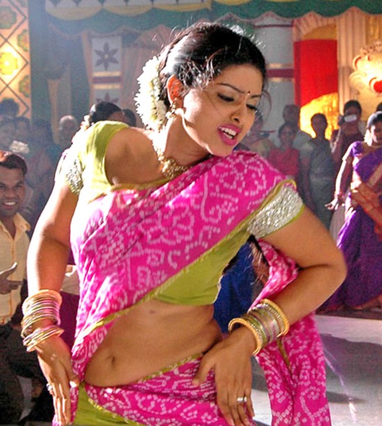 Sneha Cute Green Saree Navel Photos And Pics ~ Tollywood Actress And 
