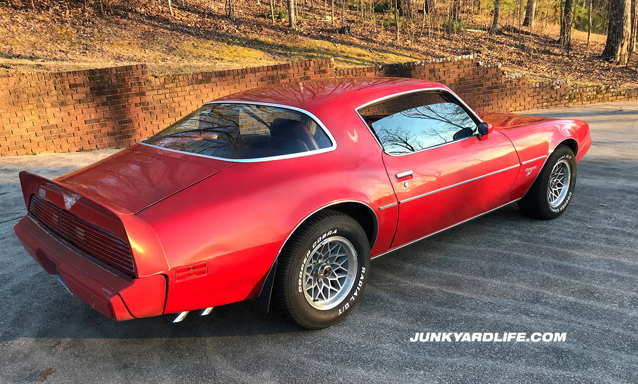 Junkyard Life: Classic Cars, Muscle Cars, Barn finds, Hot rods and part