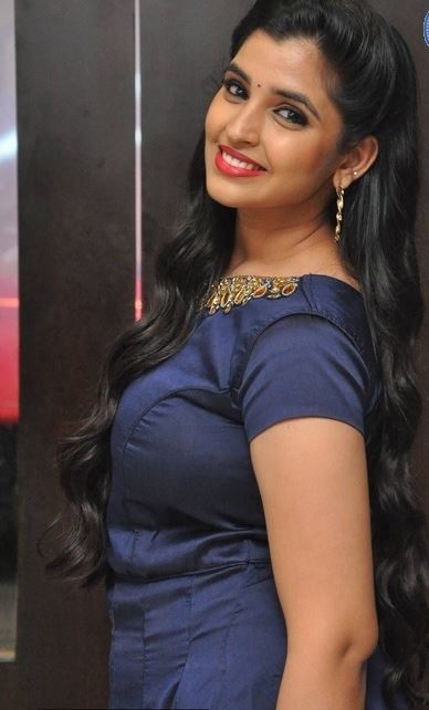 Shyamala Hot Collections, Telugu Anchor Shyamala Sexy collections 