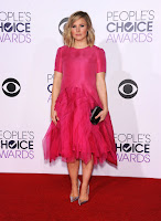 The Toe Cleavage Blog: Ladies of TV - Kristen Bell