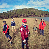 Lê Khánh Hoàng Invert