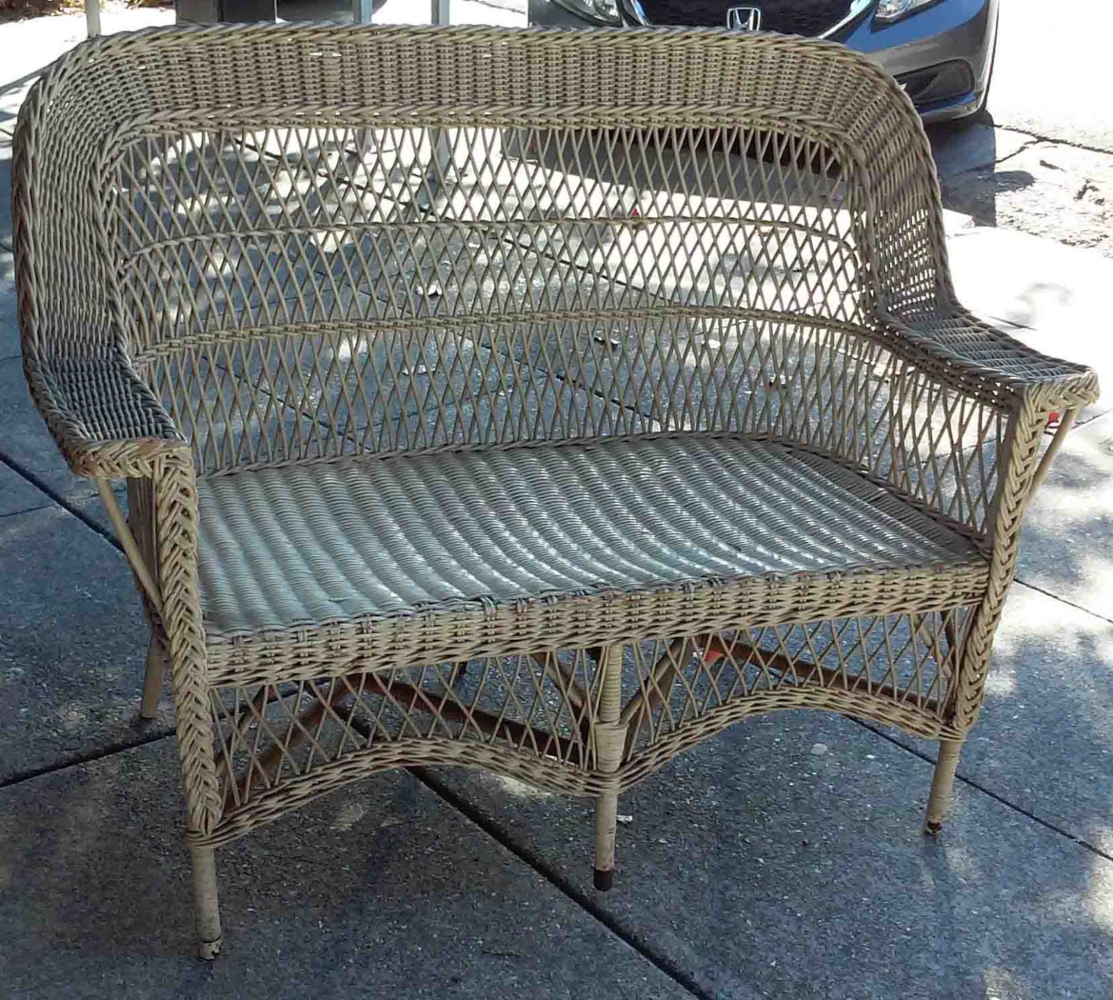 UHURU FURNITURE & COLLECTIBLES SOLD Wicker Settee 60