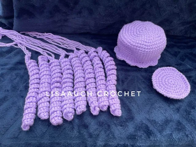 What do you need to crochet a jelly fish
