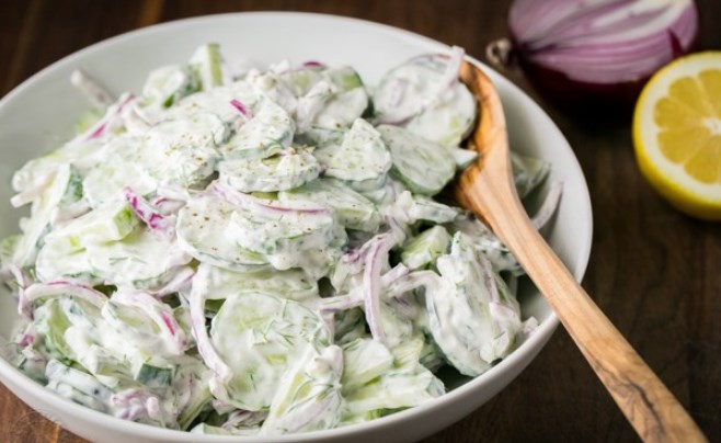 Creamy Italian Cucumber Salad #healthy #lowcarb