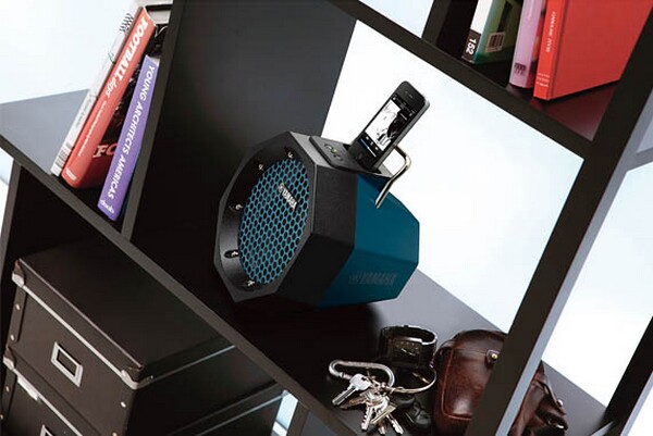 Yamaha PDX-11 Portable Speaker for iPhone and iPod