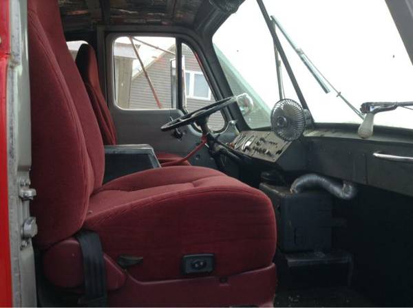 1960 International VCO190 Truck - Old Truck