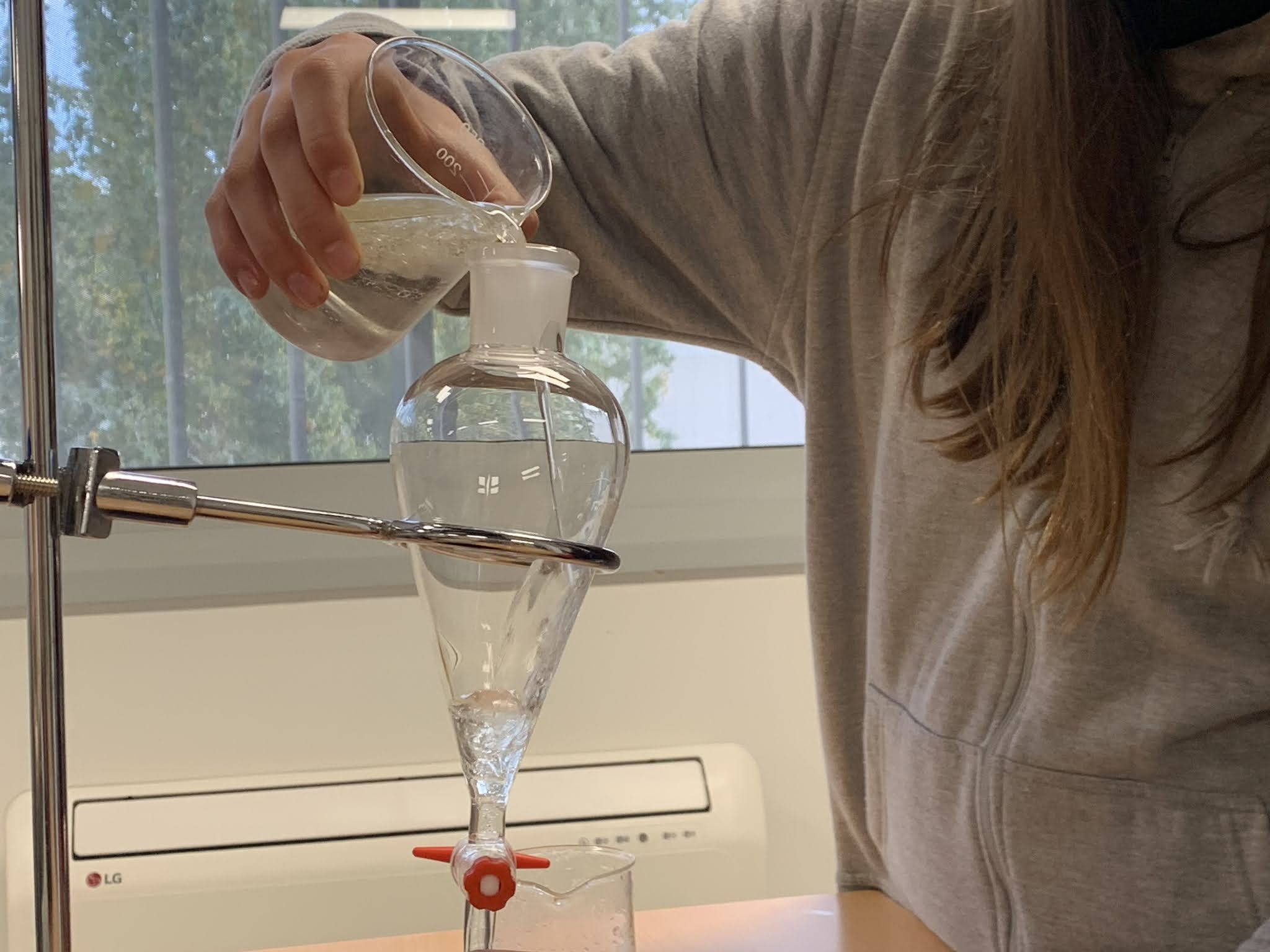 Separació de mescles heterogènies filtració i decantació