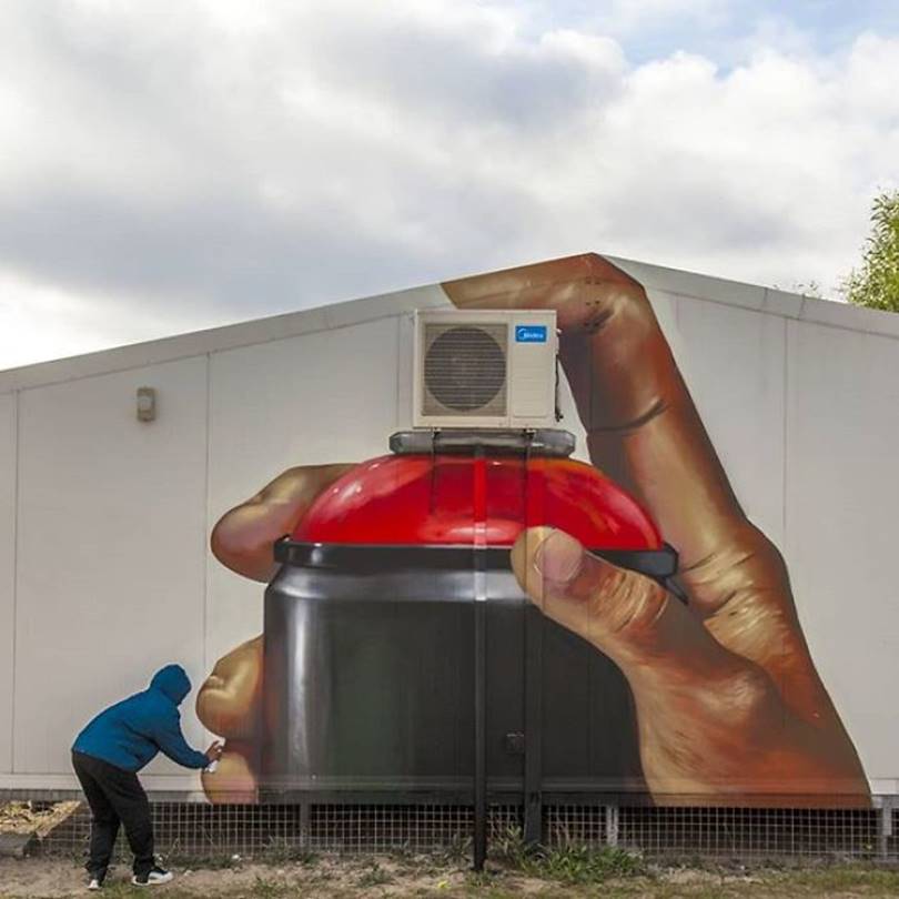 17 Gorgeous graffiti that blends perfectly with the surroundings