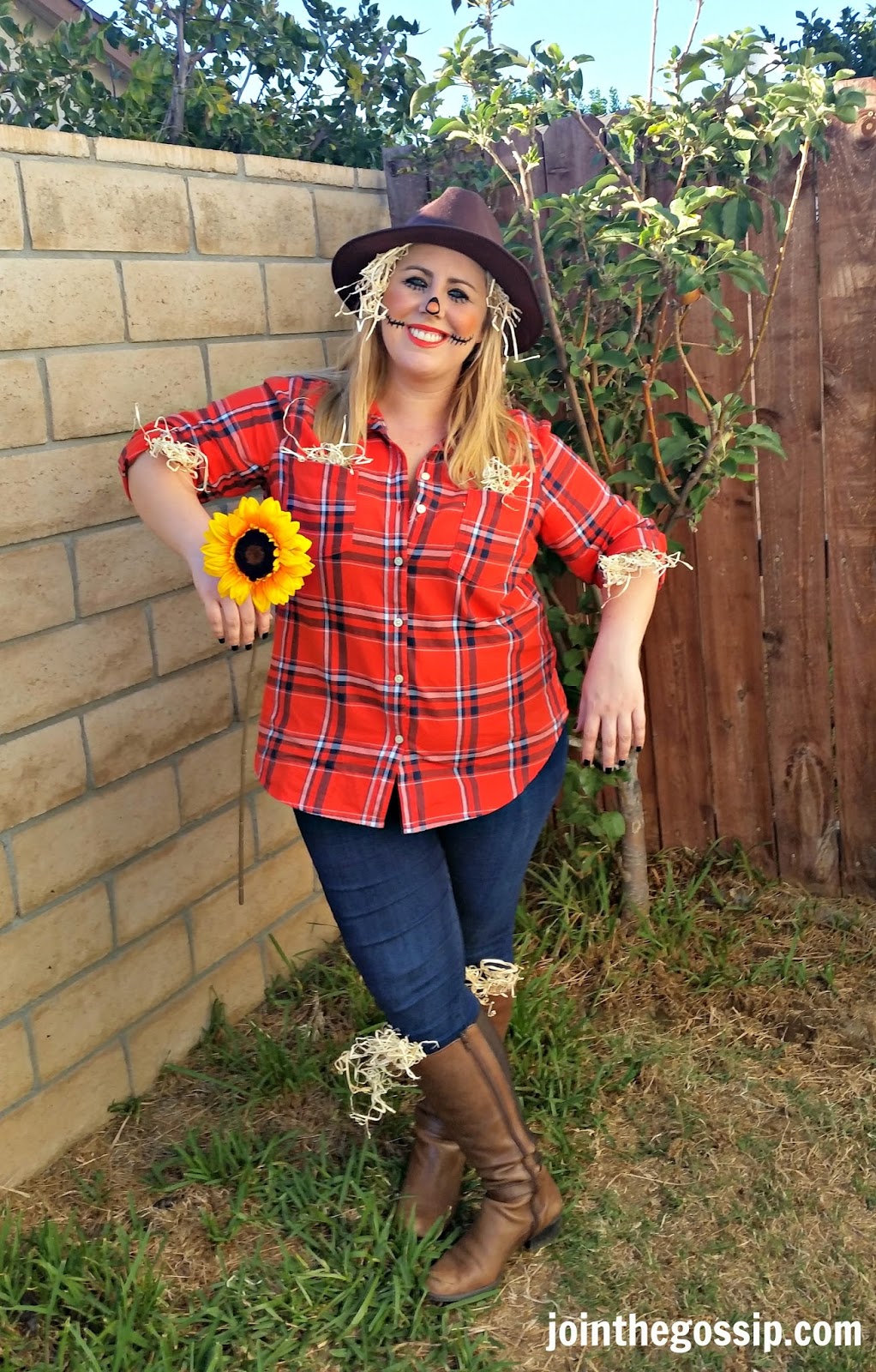 Join The Gossip: Scarecrow Halloween Costume