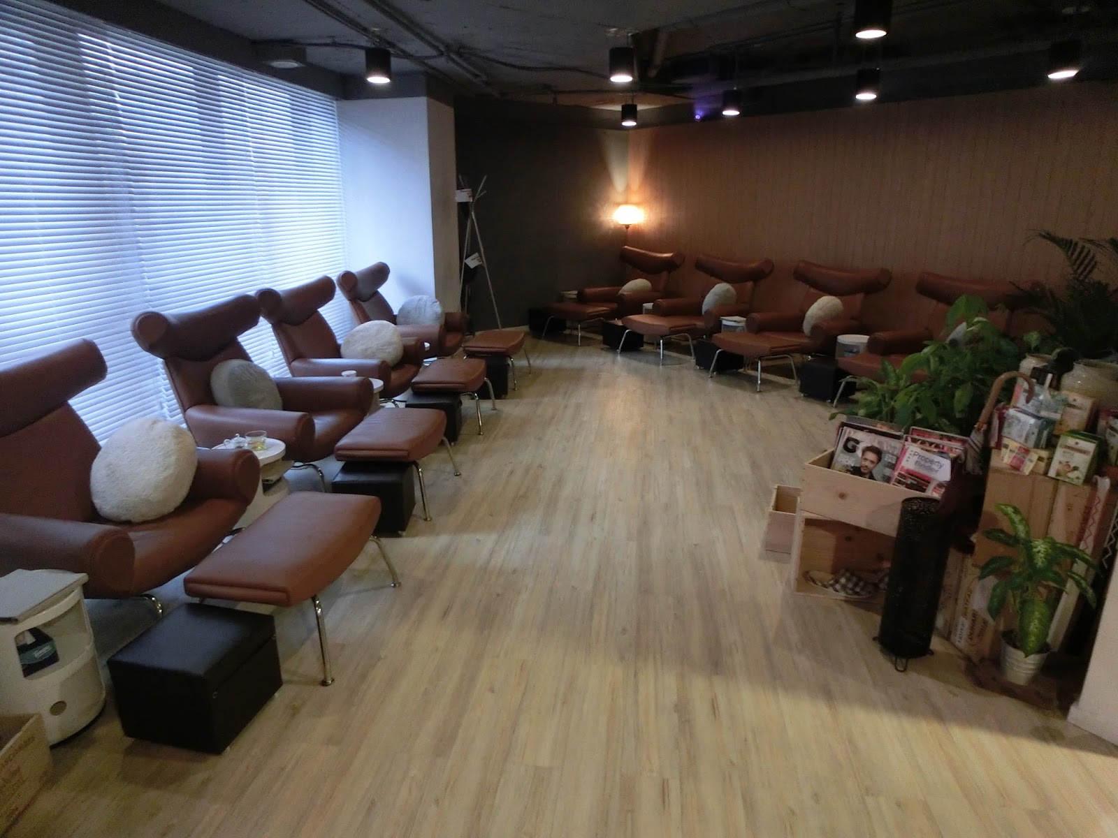 girlsonTOP TOP Beauty Zhen foot Spa and body massage + free trial