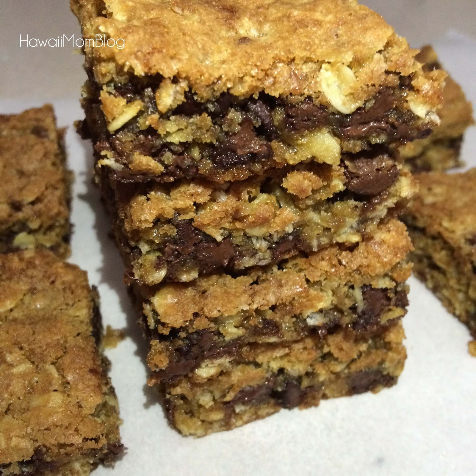 Hawaii Mom Blog Oatmeal Chocolate Chip Cookie Bars