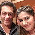 Sapna Chaudhary With Salman Khan Bollywood Big Boss {HD PHOTOS} | badlavyouth.blogspot.com