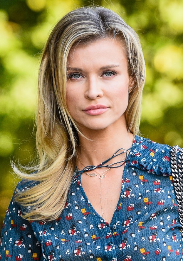 Joanna Krupa Out in Warsaw, August 9, 2016 | Celebs Today