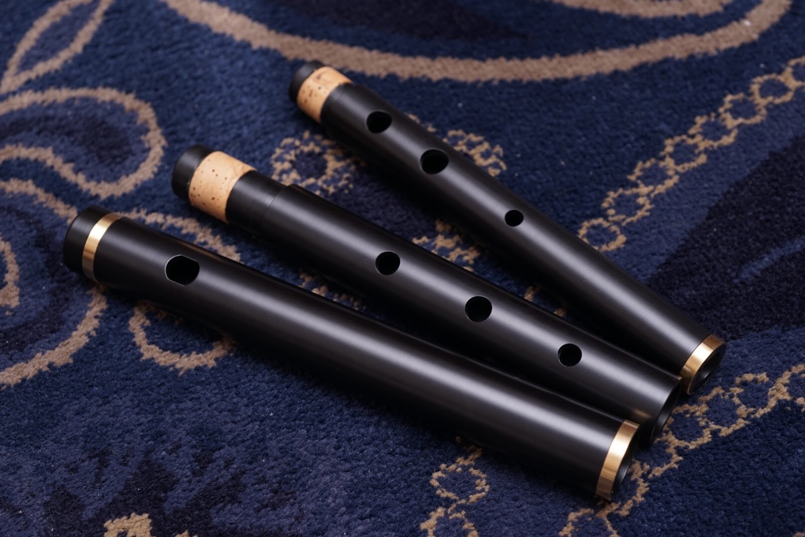 BUYING MIDEAST SIALKOT IRISH FLUTE