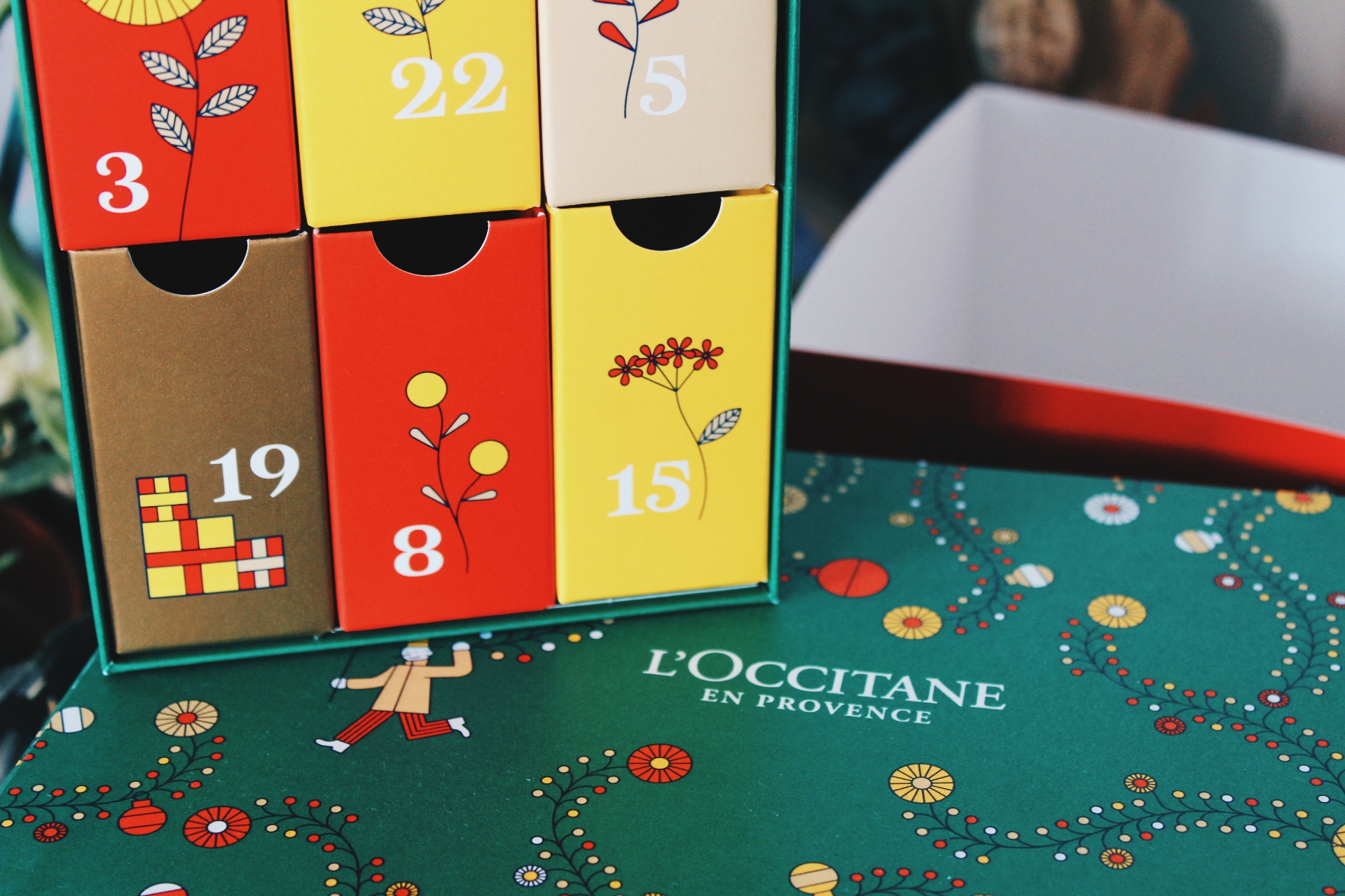 L'Occitane Luxury Beauty Advent Calendar 2021 Alice Anne