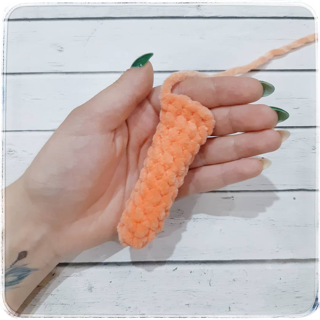 Хвост котика крючком