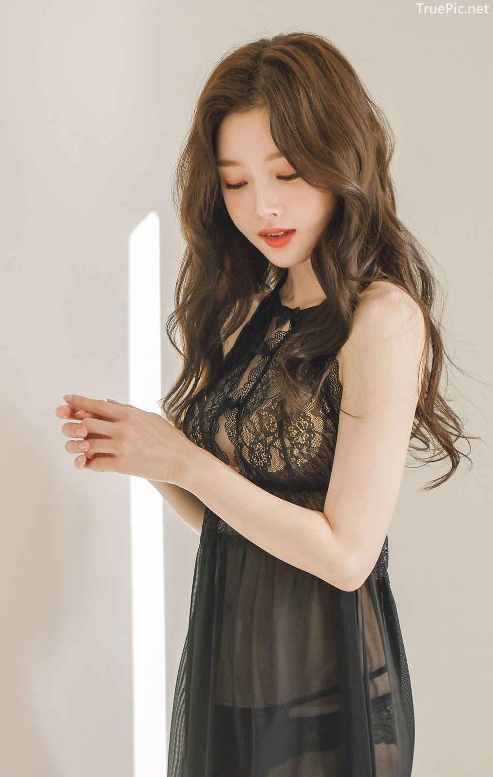 Kim Hee Jeong - 2 Black Sleepwear Sets - Korean fashion and model - Picture 15