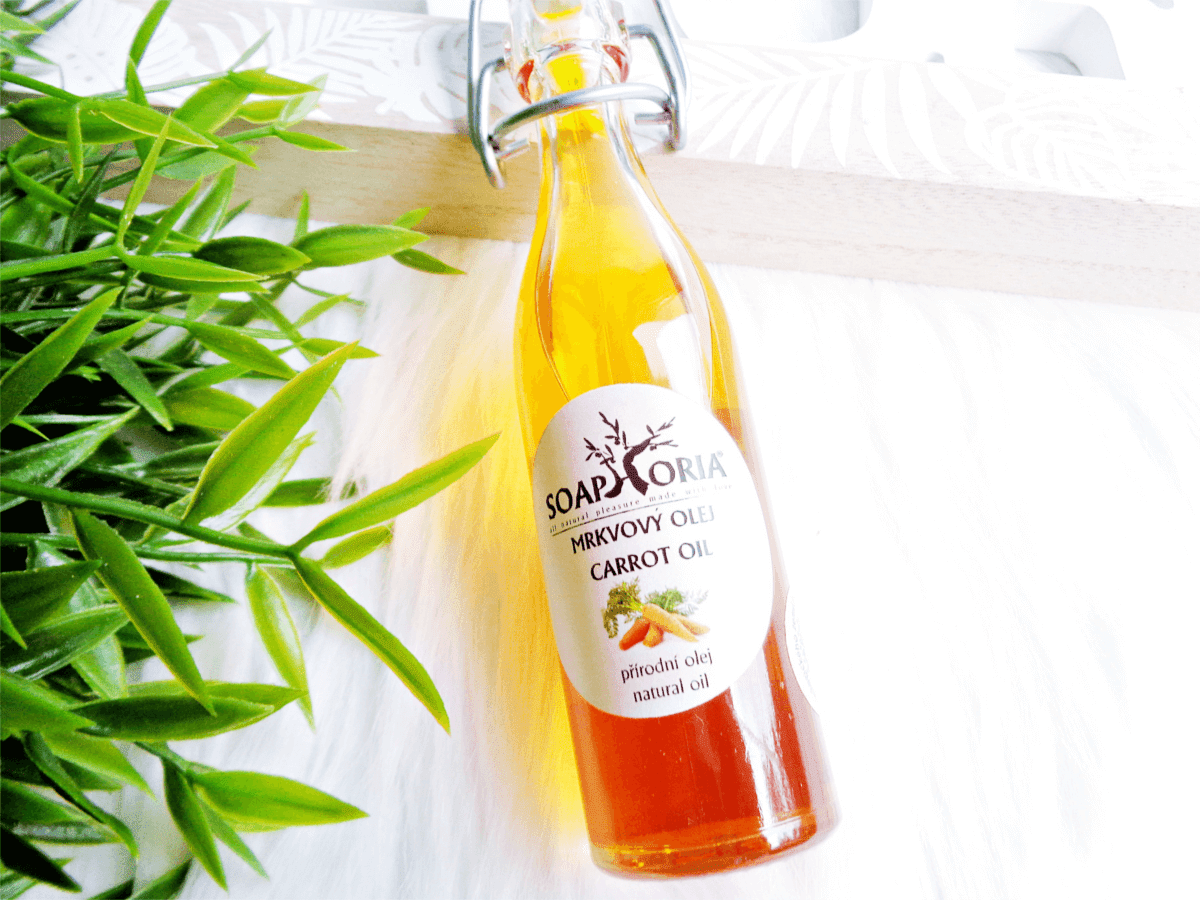 Olej z marchwi Soaphoria Organic odżywczy olejek do twarzy, ciała i włosów