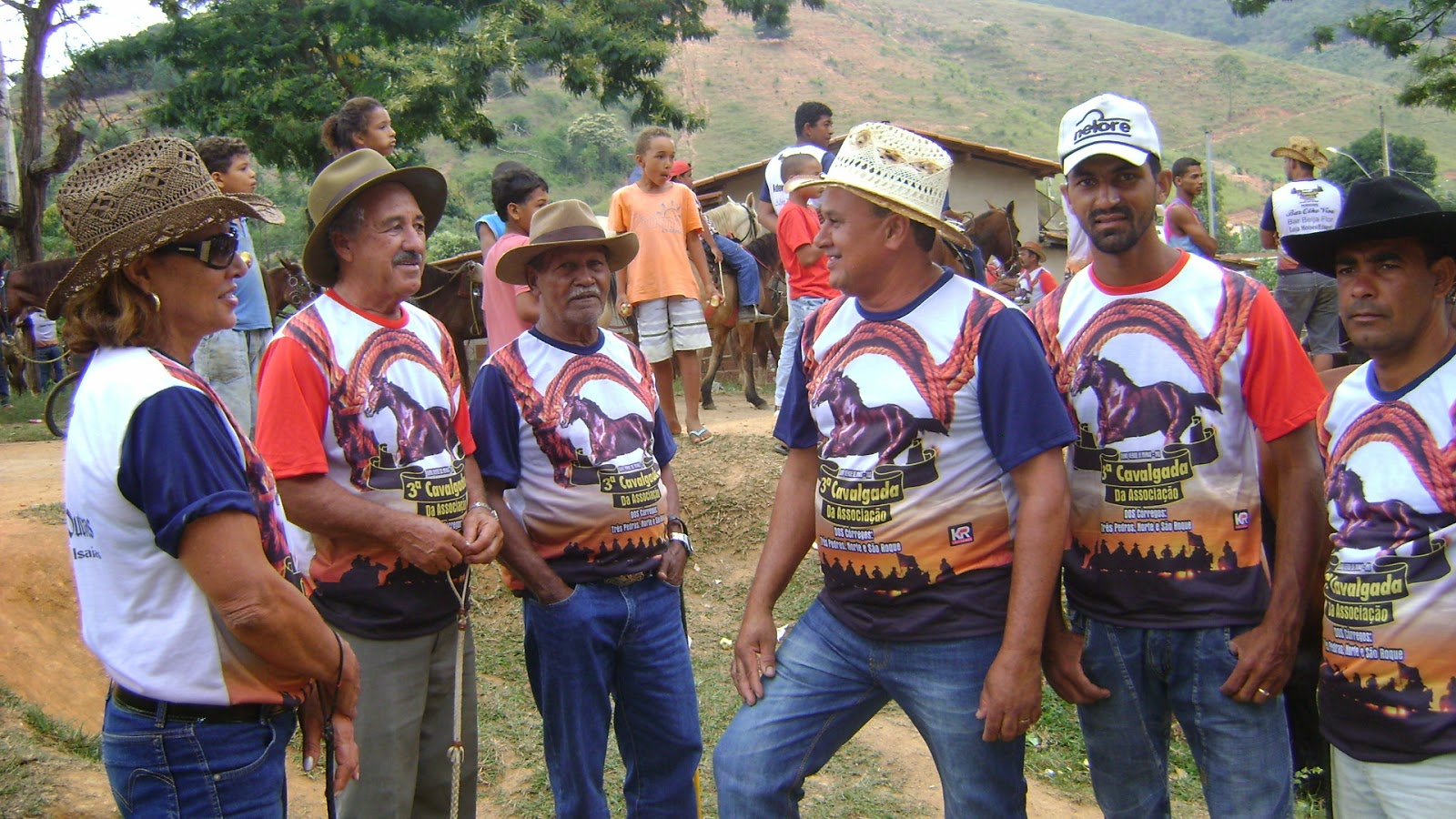 RÁDIO TROPICAL FM OURO VERDE DE MINAS