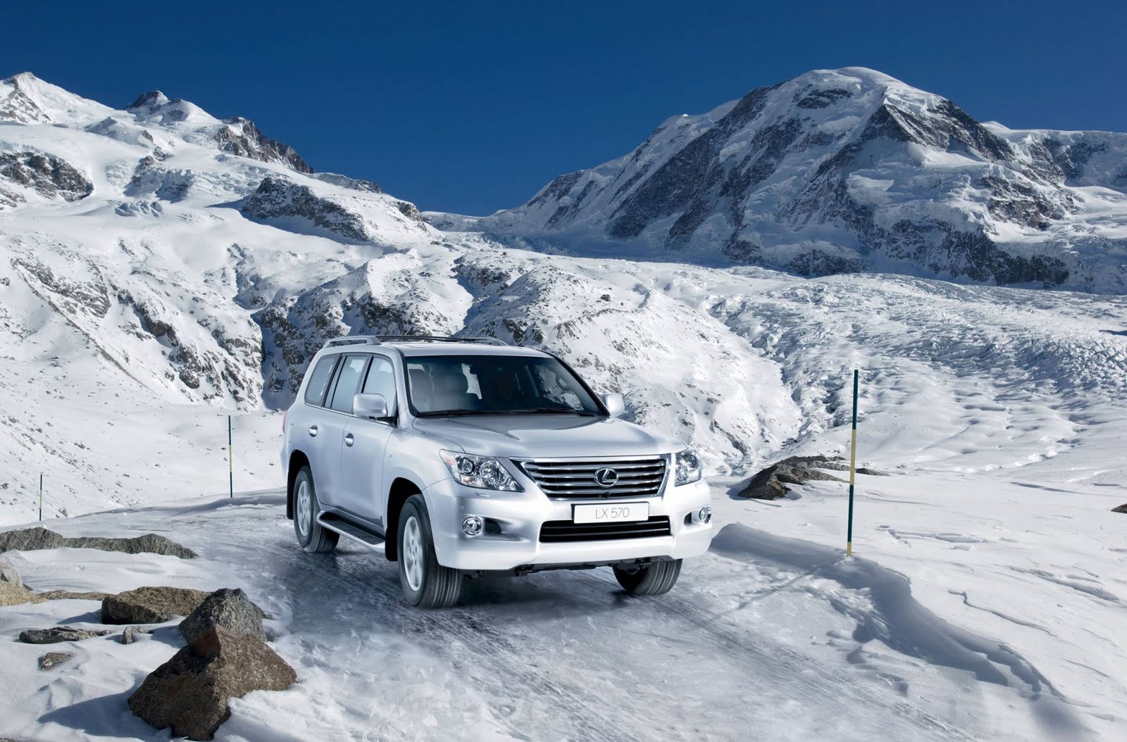 Toyota Land Cruiser 200 зима