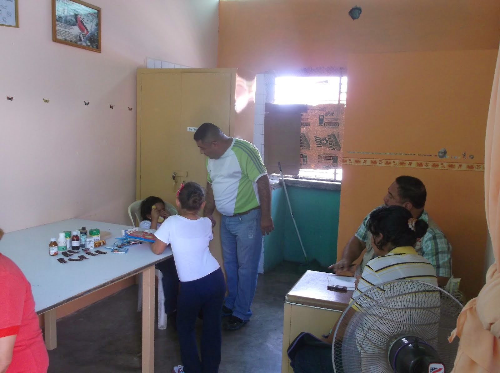 LA SALUD VA A LA ESCUELA CIUDAD DE ACARIGUA