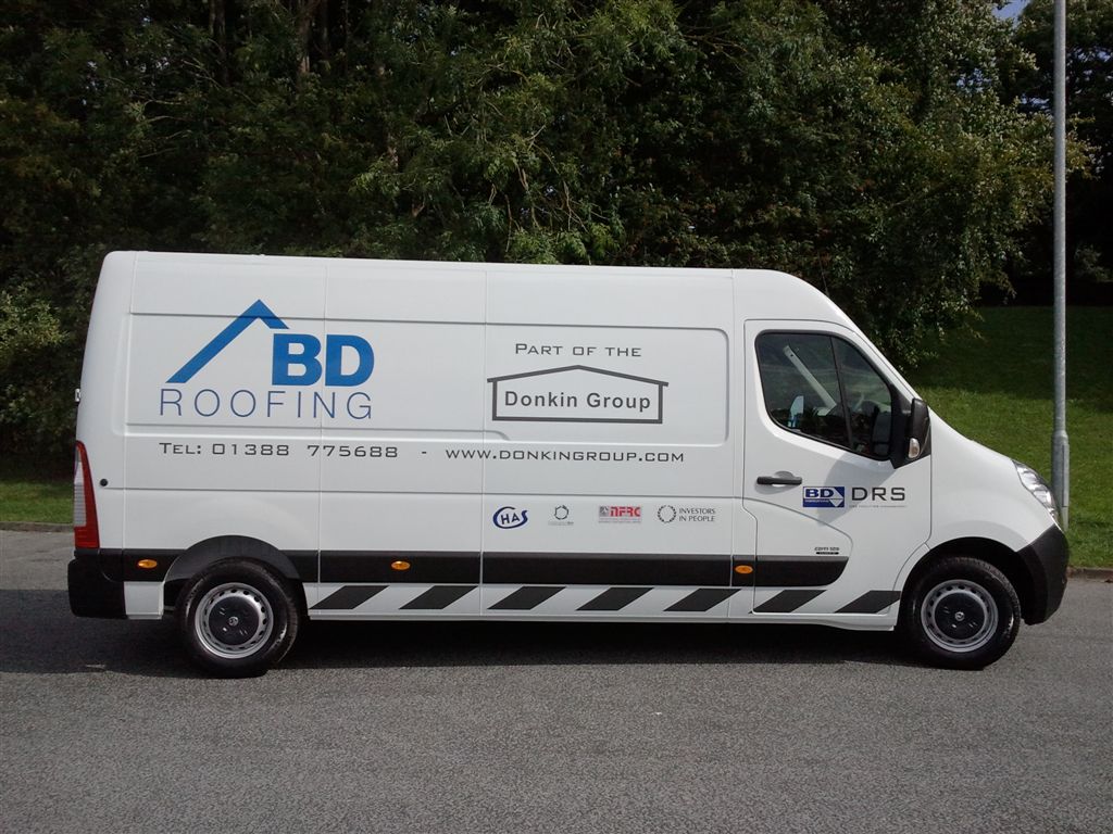 The Green I Signs Blog: Vauxhall Movano van signwriting for BD Roofing ...