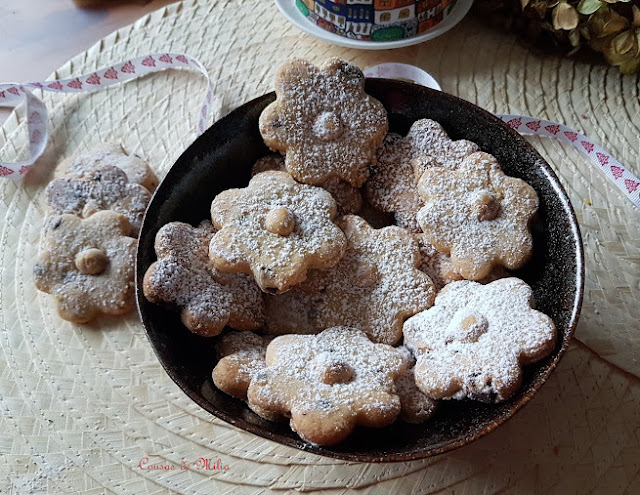 Galletas con chocolate y avellanas