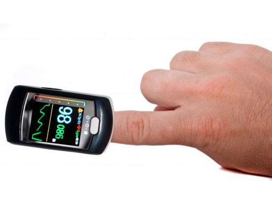 Το ύπουλο «χτύπημα» του κορωνοϊού: Προκαλεί έλλειψη οξυγόνου χωρίς δύσπνοια