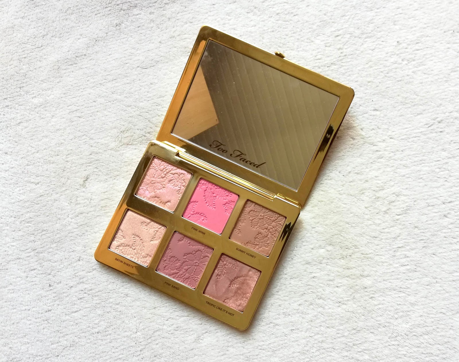 NATURAL FACE de TOO FACED / highlight, blush & bronzing / La palette
