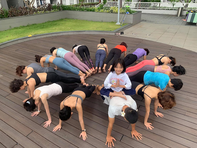 Tập yoga cuối tuần tại Lexington